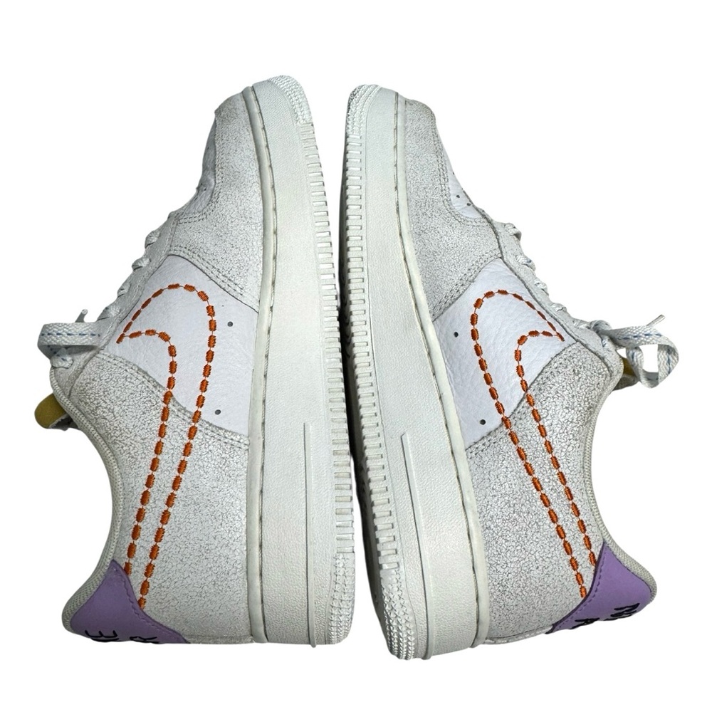 Nike Women’s Air Force 1 White Embroidered Sneakers Size 7.5 - Picture 5 of 6
